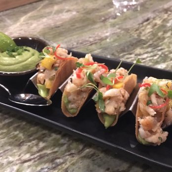 Oak + Violet - Mini lobster tacos - New American Near Me - Menlo Park, California