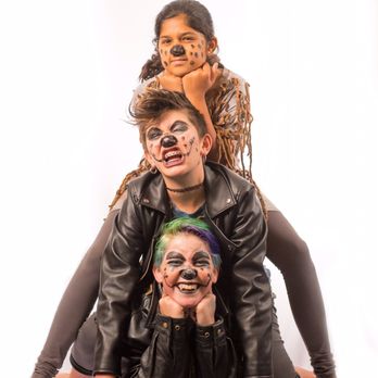 Stuart Holmes Photography - The Hyena's from Bernardo Heights Middle School's production of "The Lion King" - Event Photography Near Me Stuart Holmes Photography - The Hyena's from Bernardo Heights Middle School's production of "The Lion King" - Event Photography Near Me