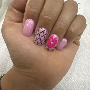 D-Luxe Nails Studio - Acrylics with design - Nail Salons Near Me - Upland, California