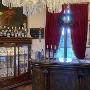 Organized Crime Winery - Wineries Near Me - Beamsville, Ontario Organized Crime Winery - Wineries Near Me - Beamsville, Ontario
