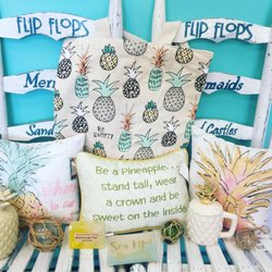 Stacy's Gifts & Decor