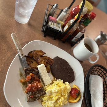 Aceituno’s Mexican Restaurant - Mexican Near Me - Galveston, Texas