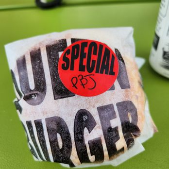 QueenBurger - PBJ Burger - Burgers Near Me - Durham, North Carolina