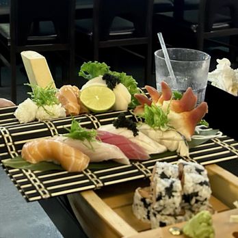 Takara Sushi Grill & Bar - Sushi and Sashimi Platter - Sushi Bars Near Me - Lutz, Florida Takara Sushi Grill & Bar - Sushi and Sashimi Platter - Sushi Bars Near Me - Lutz, Florida