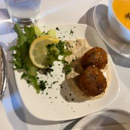 Crab Cake Salad