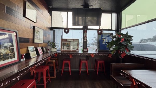 Woody's Bar-B-Que by null