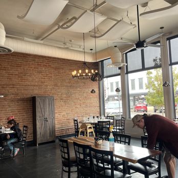 Crave - Open space and nice big windows facing the street - Salad Near Me - Buena Vista, Colorado