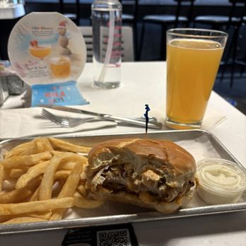 Cafeteria 15L - Airport - Korean chicken sandwich. Sierra Nevada Hazy IPA 20 oz - American Near Me - Sacramento, California Cafeteria 15L - Airport - Korean chicken sandwich. Sierra Nevada Hazy IPA 20 oz - American Near Me - Sacramento, California