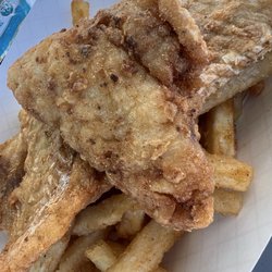 Mazyck's Grille - Fish basket- whiting and fries