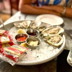 Martini's - Variation of oysters