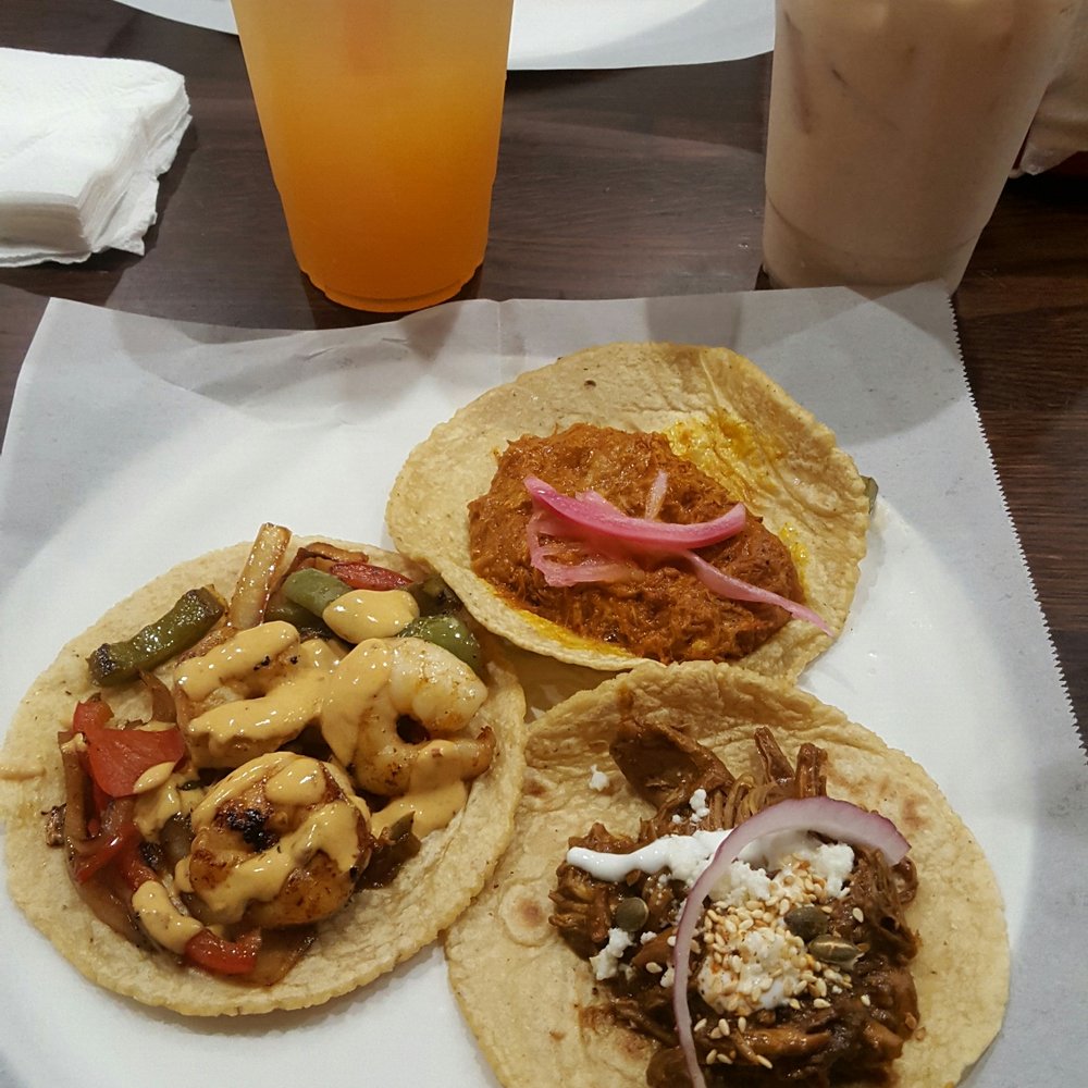 Guisados - Camarones Taco (shrimp), Chicken Mole Taco, Cochinita (pork). Horchata and Melon juice - Tacos Near Me - Burbank, California