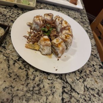 Hana Sushi - Unknown roll - Sushi Bars Near Me - Simi Valley, California Hana Sushi - Unknown roll - Sushi Bars Near Me - Simi Valley, California