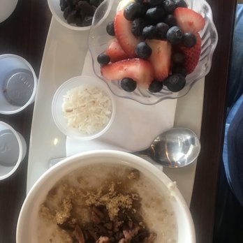 Eggcellence Cafe - Loaded Oatmeal - Waffles Near Me - Arlington Heights, Illinois