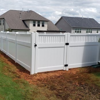 Apex Fencing - 5 foot tall white vinyl privacy with spindle top! - Fences & Gates Near Me - Asheboro, North Carolina Apex Fencing - 5 foot tall white vinyl privacy with spindle top! - Fences & Gates Near Me - Asheboro, North Carolina