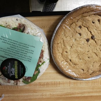 Donatello's Take & Bake Pizza - Small pizza and chocolate chip cookie - Pizza Near Me - Modesto, California Donatello's Take & Bake Pizza - Small pizza and chocolate chip cookie - Pizza Near Me - Modesto, California