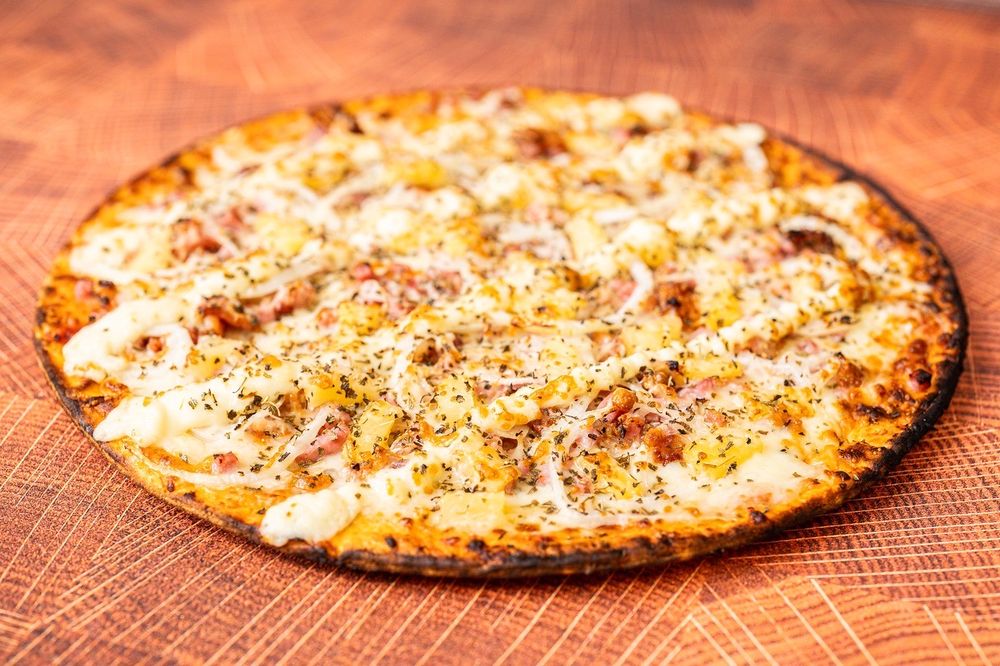 Tata's Brazilian Gourmet Pizza