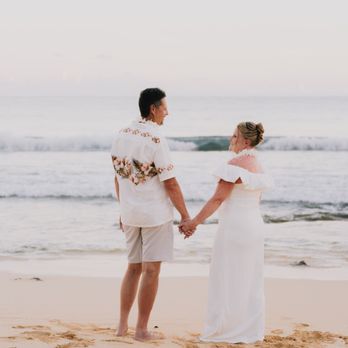 Agalia Films - Elopement at Shipwreck Beach, Kauai, Hawaii - Videographers Near Me