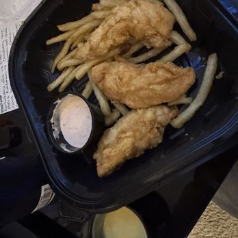 The Chicken Shack - 3 pc chicken w fries and spicy ranch & honey mustard - Chicken Shop Near Me - Hanford, California