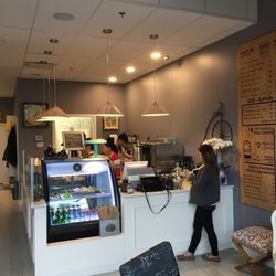 Bánh Mì Très Bon - Richmond - My neighbours opened a new Vietnamese dig! Check it out if you're hungry from some authentic Banh Mi!