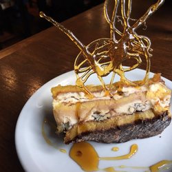 Lo de Villalpando - Postre. El de la casa. No se ven las nueces? Esas se muerden.