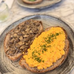 TAB x TAB - Cream Mushroom and scrambled egg toast