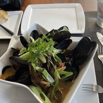 Dante - Hong Kong Style Mussels - New American Near Me - Cleveland, Ohio