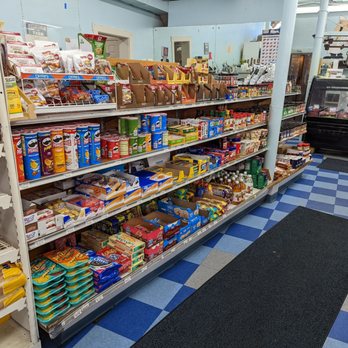 Tom Fridays Market - shelves of food and snacks - Meat Shops Near Me - Pittsburgh, Pennsylvania Tom Fridays Market - shelves of food and snacks - Meat Shops Near Me - Pittsburgh, Pennsylvania