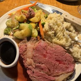 Roasted Angus Prime Rib