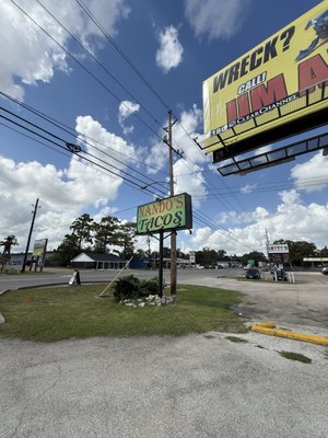 Nando's Tacos by null