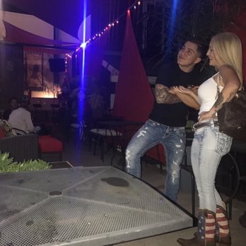 Lola's Lounge - Spanish Near Me - Sacramento, California
