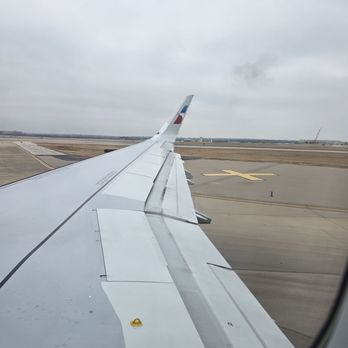 American Airlines - Airlines Near Me - Seattle, Washington