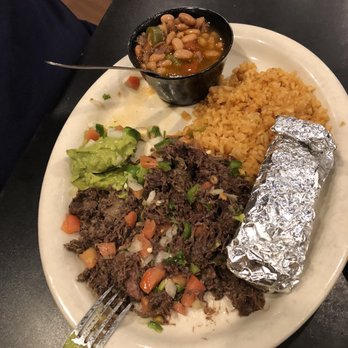Ama's Authentic Mexican Restaurant - Mexican Near Me - Hearne, Texas