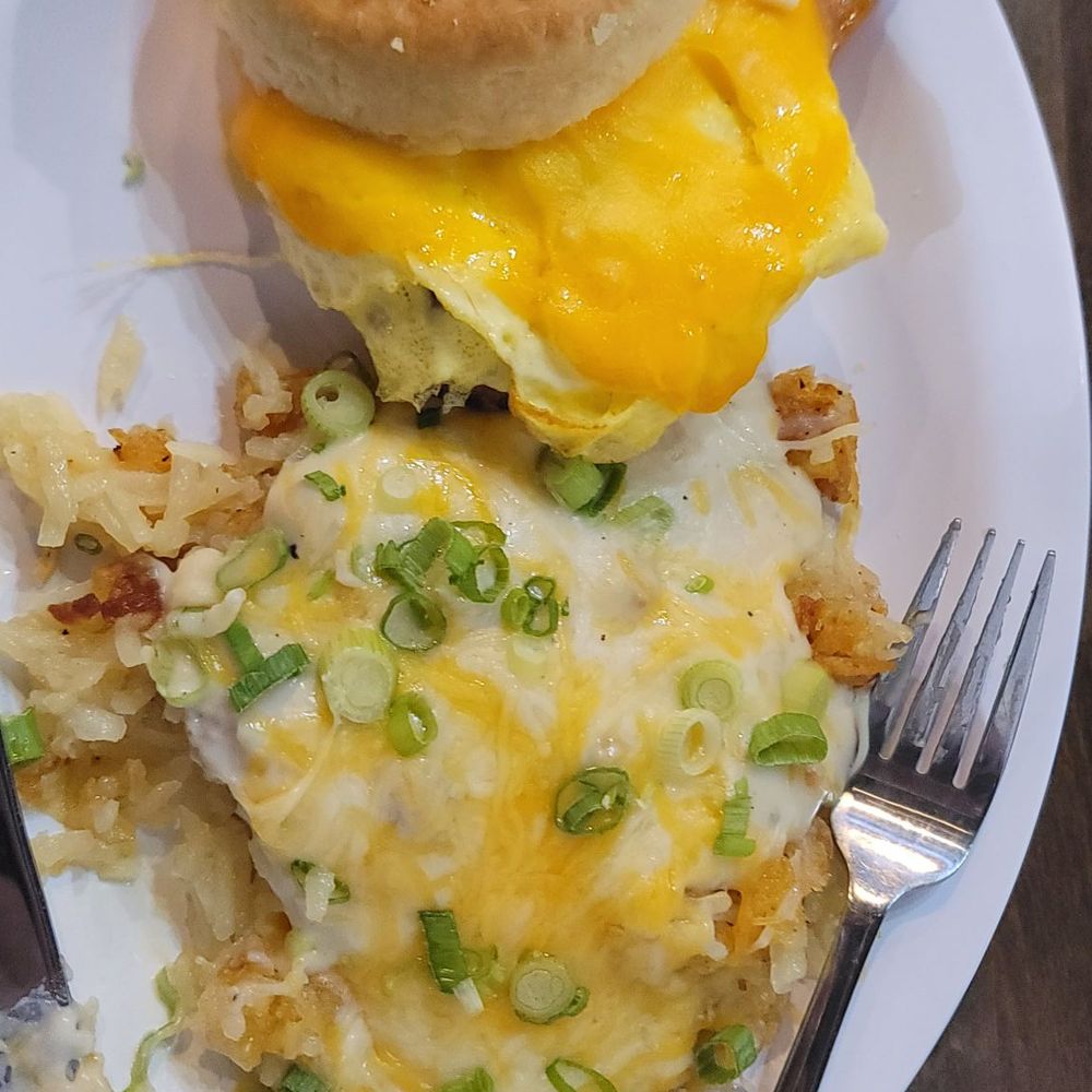 biscuit sandwich combo  - added salt and pepper  biscuit slipped - didn't affect the flavor but a bit messy