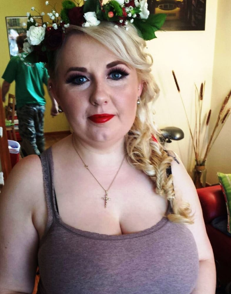 Make Up By Gabriela Logo