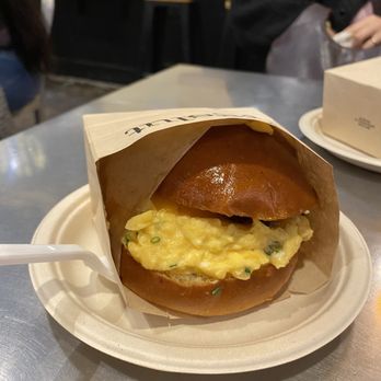 Eggslut - Fairfax - Breakfast & Brunch Near Me - Los Angeles, California