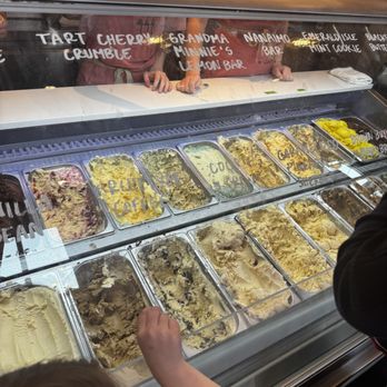 Coneflower Creamery - Ice Cream & Frozen Yogurt Near Me - Omaha, Nebraska