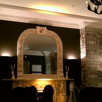Checkmate Bar & Restaurant - British Near Me - London, XGL Checkmate Bar & Restaurant - British Near Me - London, XGL