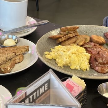 Eggspectation - Nashville - The All-American - American Near Me - Nashville, Tennessee
