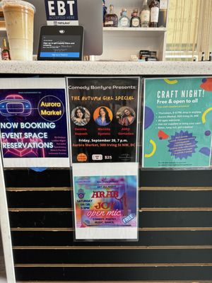 Aurora Market by null