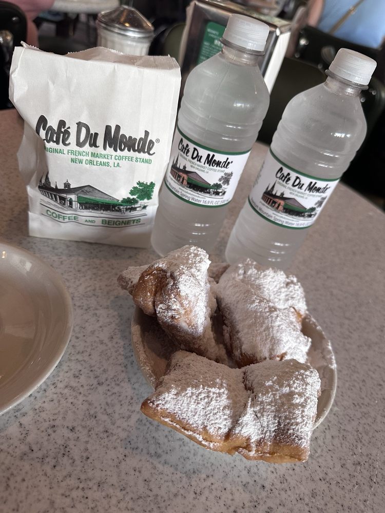 Café Du Monde