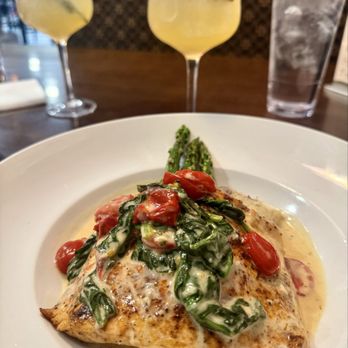 Mi Mosa - Yummy. Yummy Florentine salmon. - Breakfast & Brunch Near Me - Farmington, Michigan Mi Mosa - Yummy. Yummy Florentine salmon. - Breakfast & Brunch Near Me - Farmington, Michigan