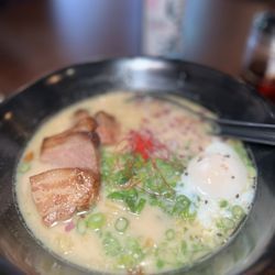 Umami Curry & Ramen - Tonkotsu ramen - my fave!