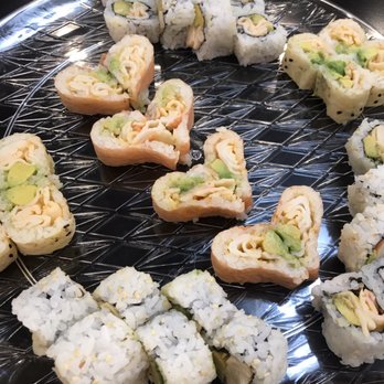 Kome Experience - a platter of sushi rolls - Personal Chefs Near Me Kome Experience - a platter of sushi rolls - Personal Chefs Near Me