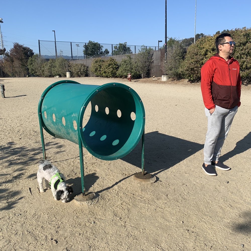 Burlingame Dog Exercise Park - Dog Parks Near Me - Burlingame, California