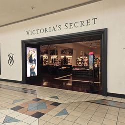 Victoria's Secret & PINK