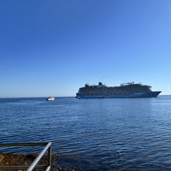 Royal Caribbean Cruises - View from Catalina Tender - Hotels Near Me - Los Angeles, California Royal Caribbean Cruises - View from Catalina Tender - Hotels Near Me - Los Angeles, California
