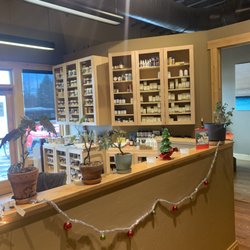 Good Life Acupuncture & Wellness Center