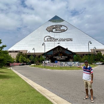 The Memphis Pyramid - This is the Memphis Pyramid or Bass Pro Shops Superstore. - Shopping Centers Near Me - Memphis, Tennessee