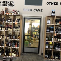 The  Savvy Cellars - Chilled Beer Cooler