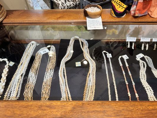 Na Mea Hawaii by null